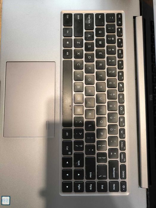 Xiaomi Mi Notebook Pro 15 – i7‑8550U | 16GB RAM | 238GB SSD