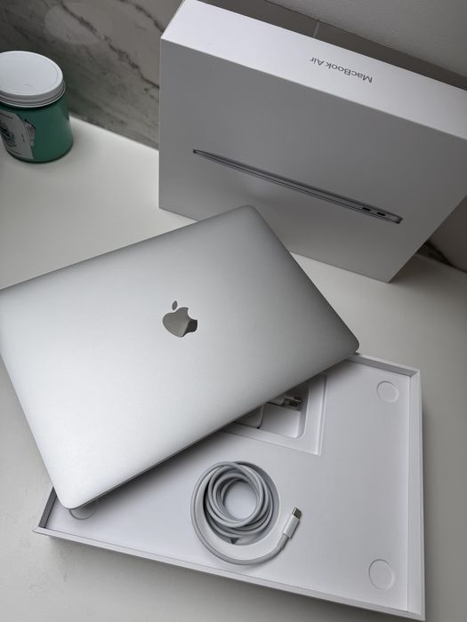 MacBook Air 13 - inch NA GWARANCJI