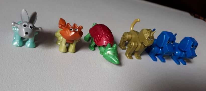 Conjunto de Figurinhas Kinder - Animais Robots