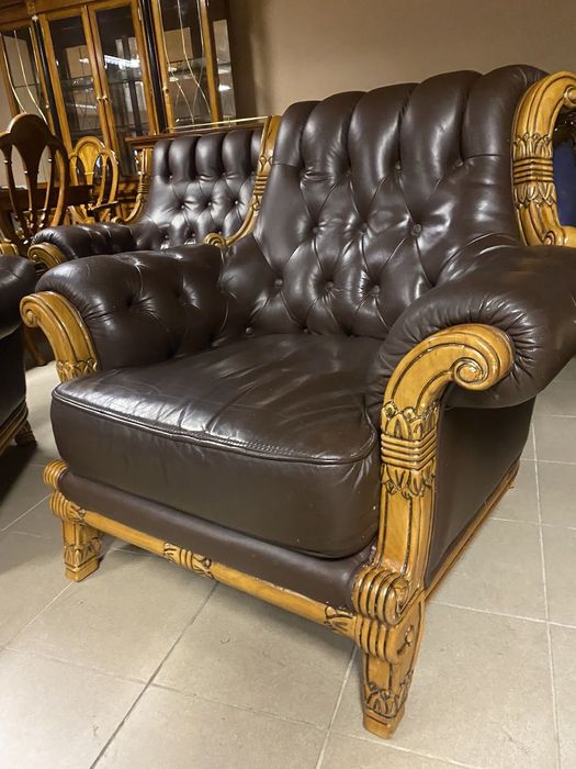 Piękny Włoski Stylowy Komplet Wypoczynkowy Chesterfield Sofa 2 Fotele