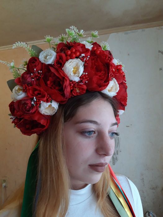 Концертний високий вінок.