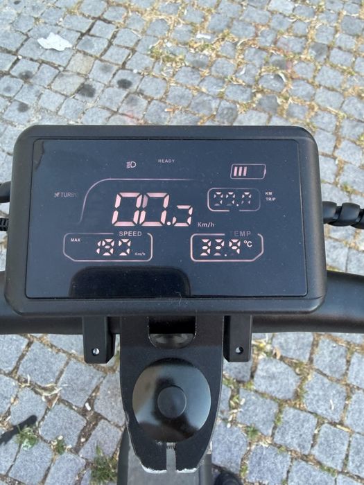 Trotinete elétrica Zwheel AR5