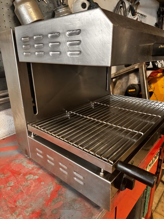 Gratinador como novo