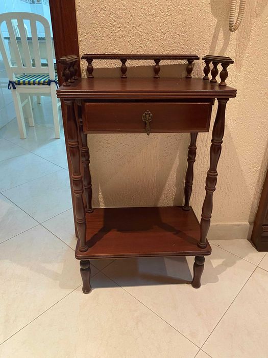 Entry Furniture64409201284226120