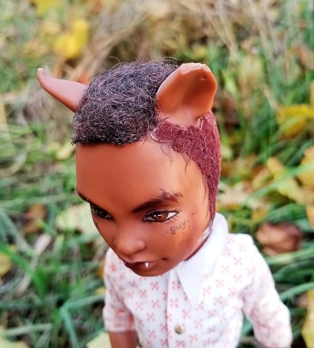 Монстер хай ооак Клод