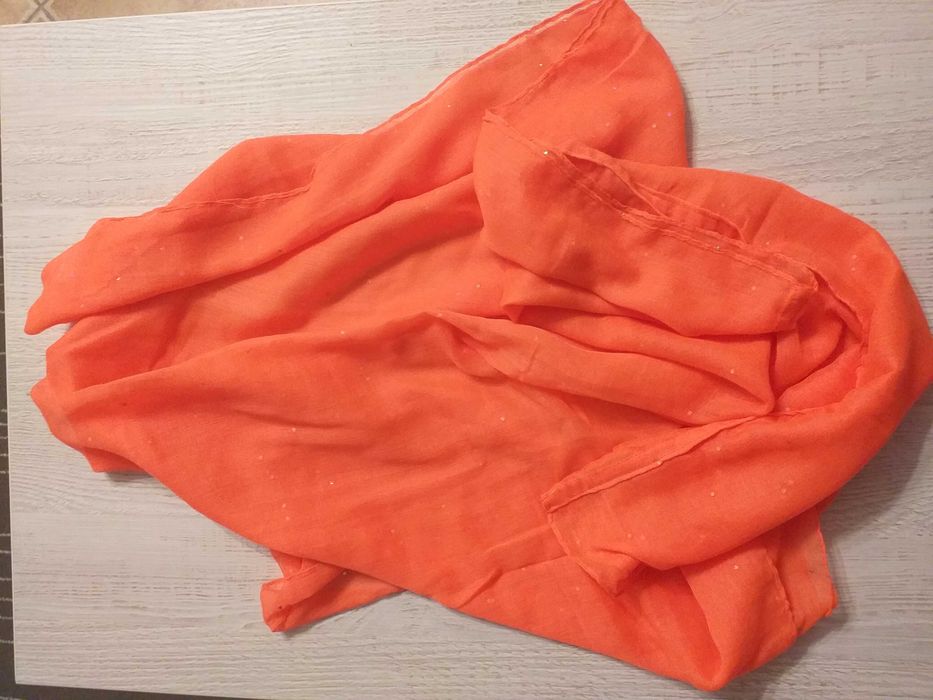 Szale chusty neonowe damskie