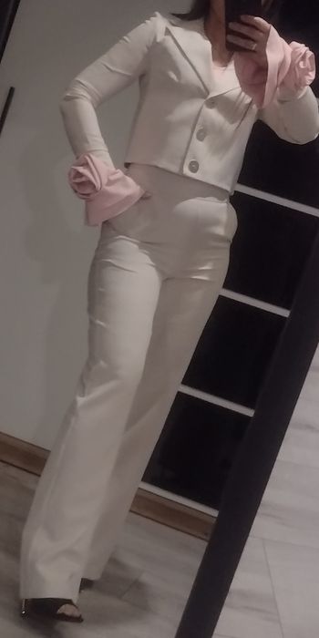 Garnitur damski ze spodniami, elegancki komplet, komunia, Święta , beż