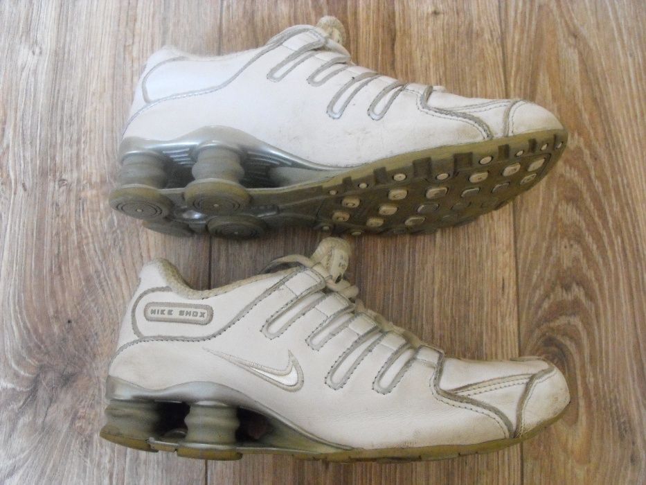 Buty NIKE Shox 36/37 23.5cm Skóra* biegowe buty sportowe białe