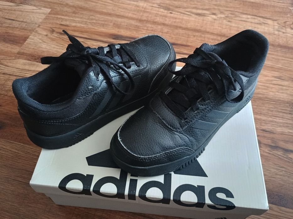 Sprzedam buty adidas 36 2/3 do wkładki 24cmdki