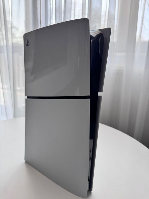 PlayStation 5 - 1 TB + Pad DualShock