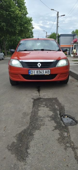 Dacia Logan 2006год 1.4