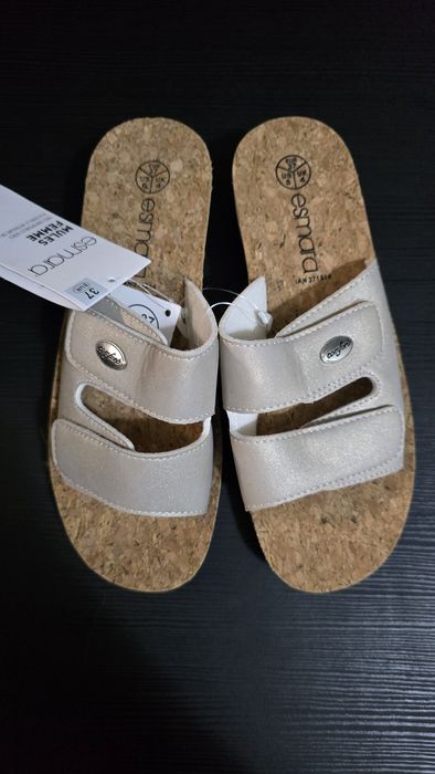 Nowe klapki damskie 37