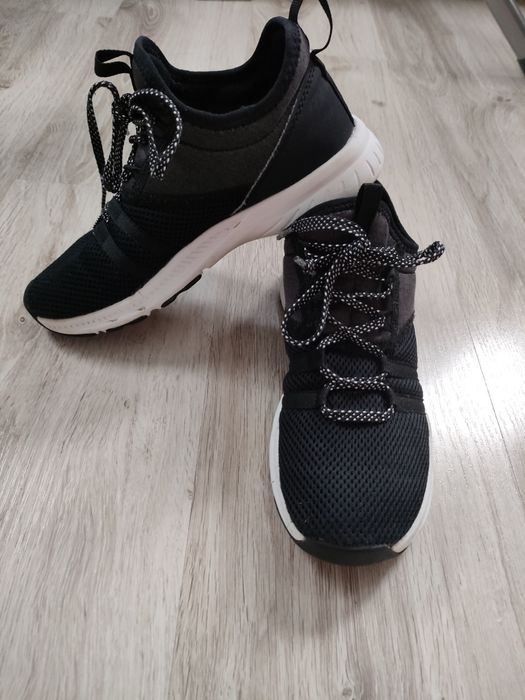 Buty sportowe  r.37 Decathon