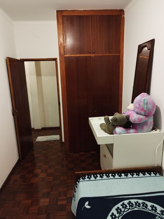 Arrendo Quarto na Gândara, Leiria