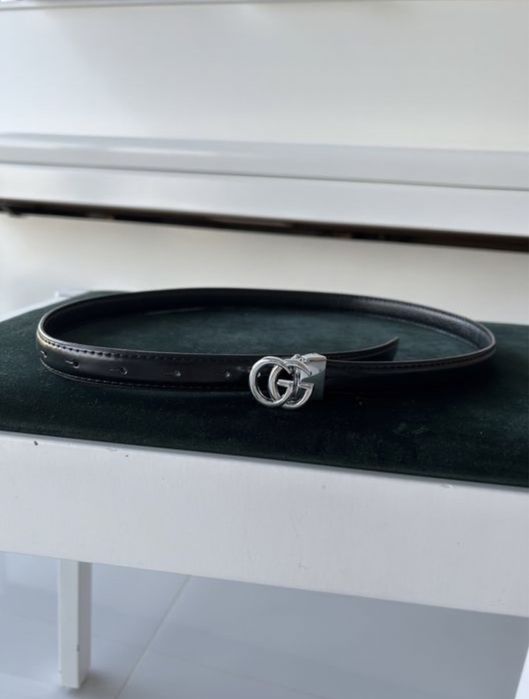 Pasek gucci cienki skórzany czarny srebrny klamra