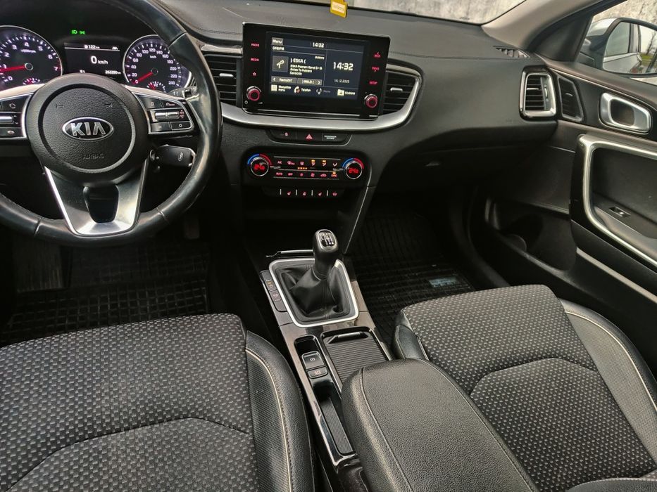 Kia Ceed 1.4 t-gdi 2020 salon polska serwis ASO bezwypadkowy