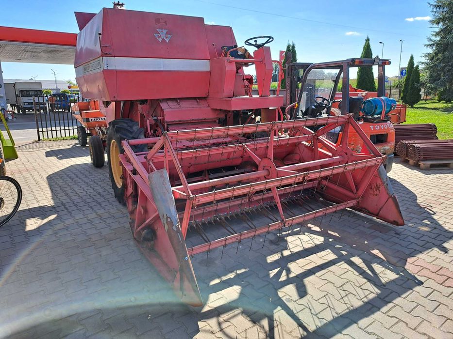 Części kombajnu zbożowego Massey Ferguson 187