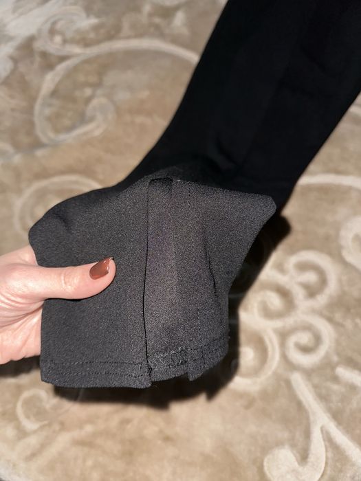 Штани з розрізами