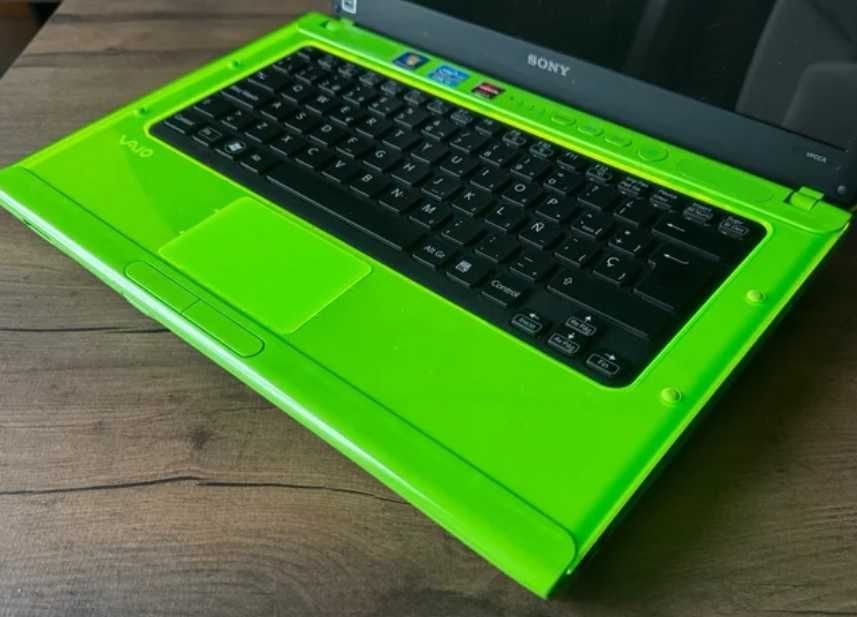 Portátil Sony VAIO PCG-61714M VCCA3S1E