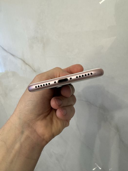 IPhone 7 32 gb rose gold