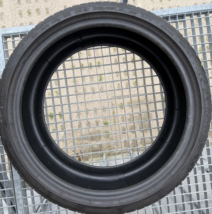 Opona 275/30/20 Michelin PilotSport 3 runflat