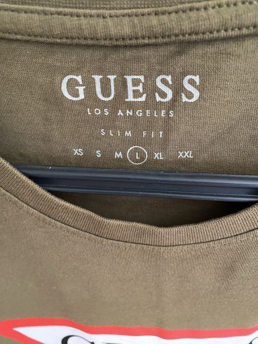 Tshirt Guess tamanho L slim