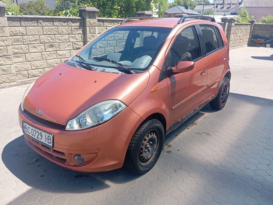 Продам автомобіль chery kimo