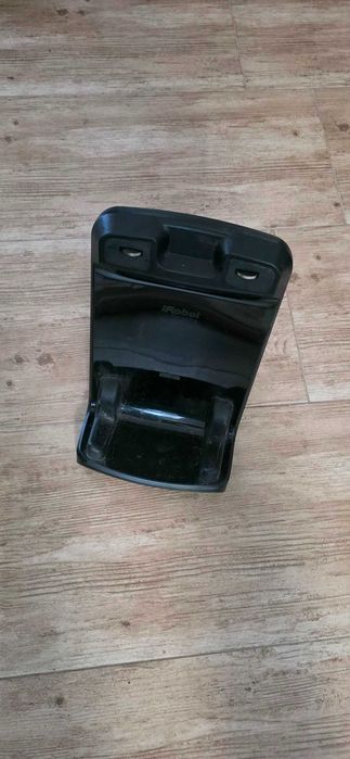 Roomba Scrooba 450 - stojak do ładowania