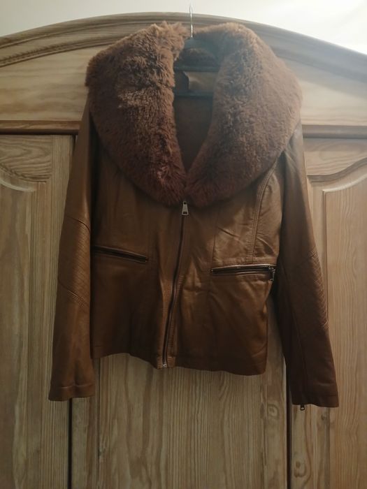 Brązowa kurtka L.
