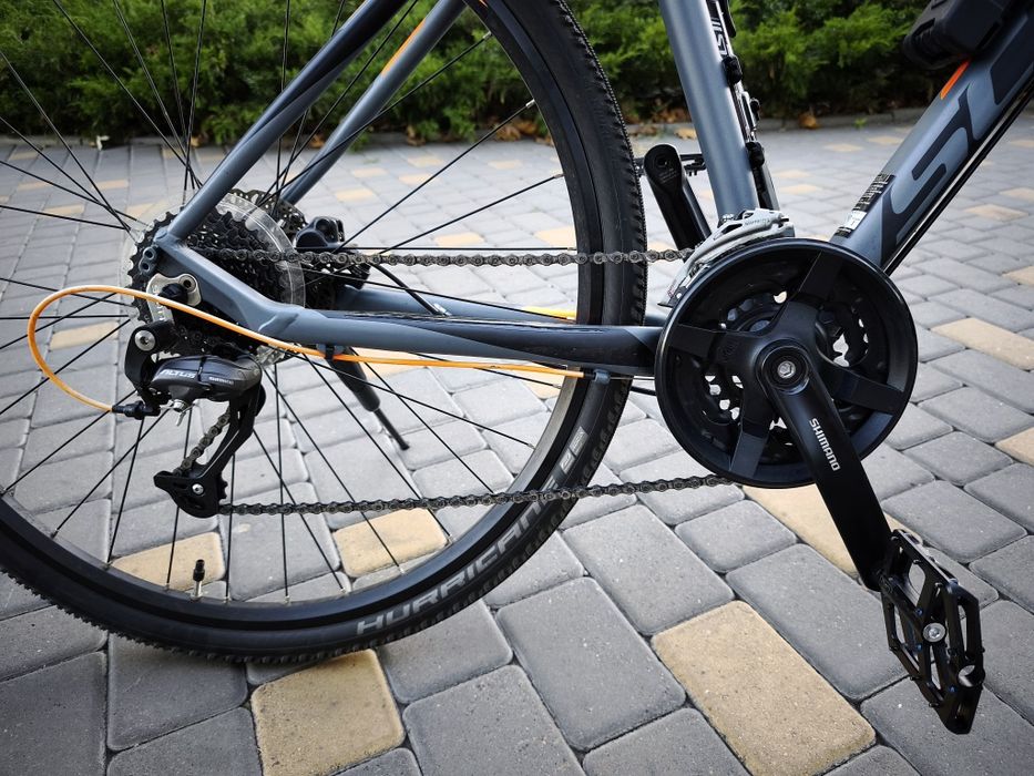 Велосипед фирмы Scott в идеальном состоянии