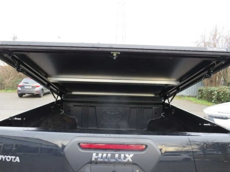 Toyota Hilux      2022