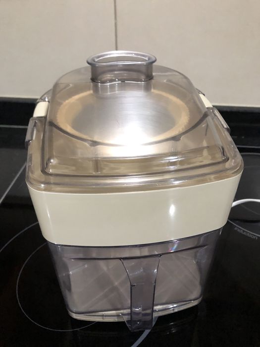 Centrifugadora/ Máquina de fazer sumos