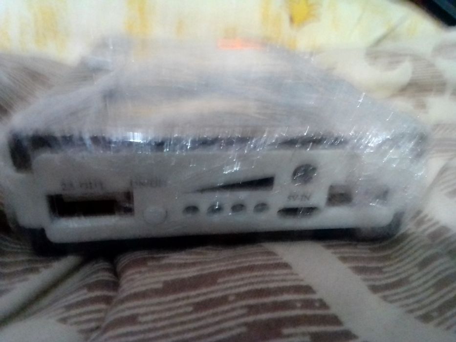 новый внешний аккумулятор на солнечной  зарядке 

высылаю по Украине д