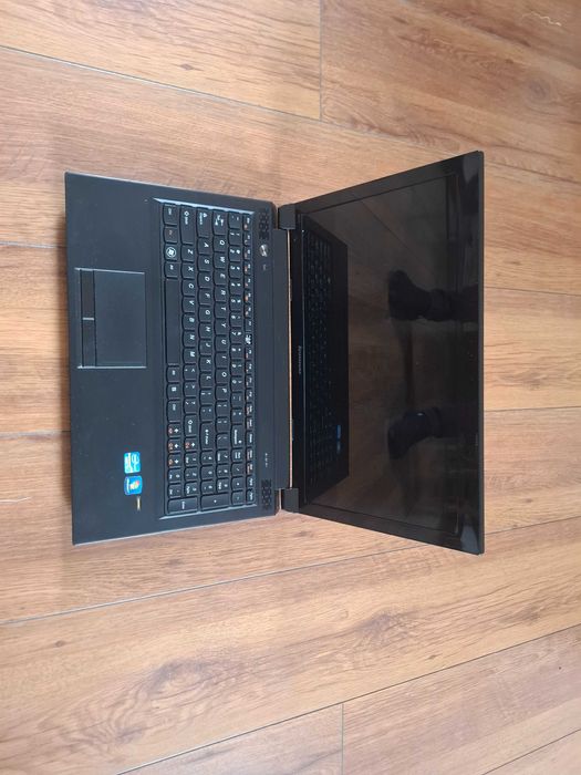 Laptop Lenovo B570 (Model 20093)