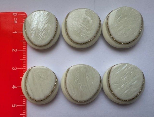 Пуговицы для блузы, платья - беж, перламутр, d = 2 см