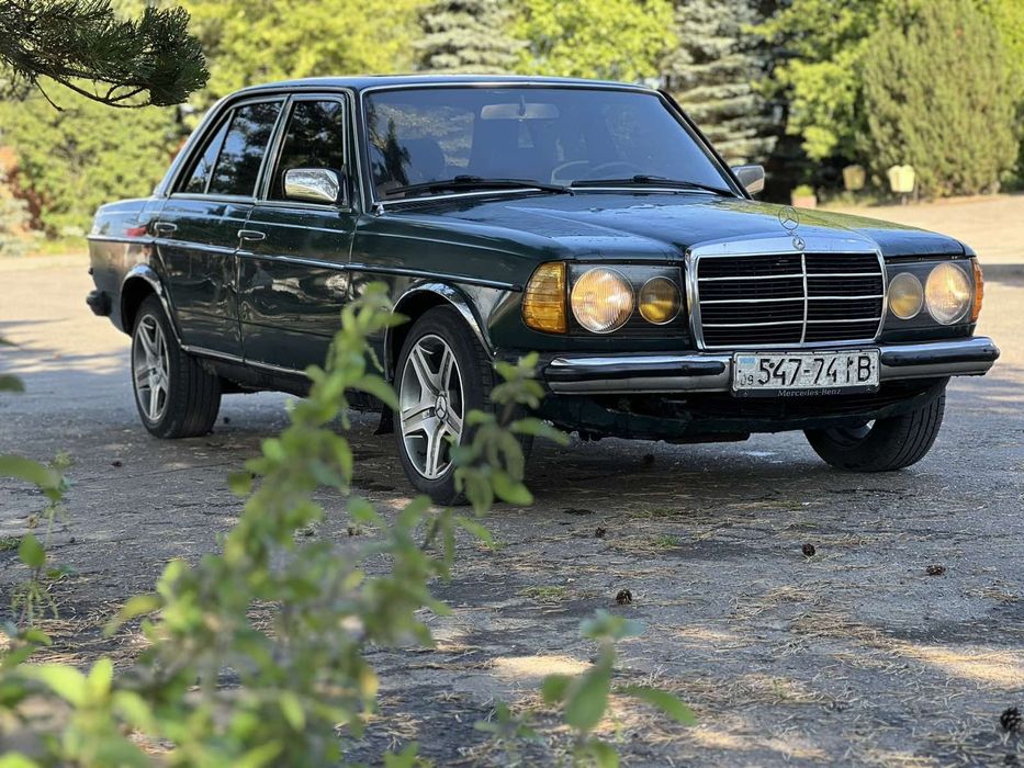 Продаж мерседес 123 автомат.можливий обмін