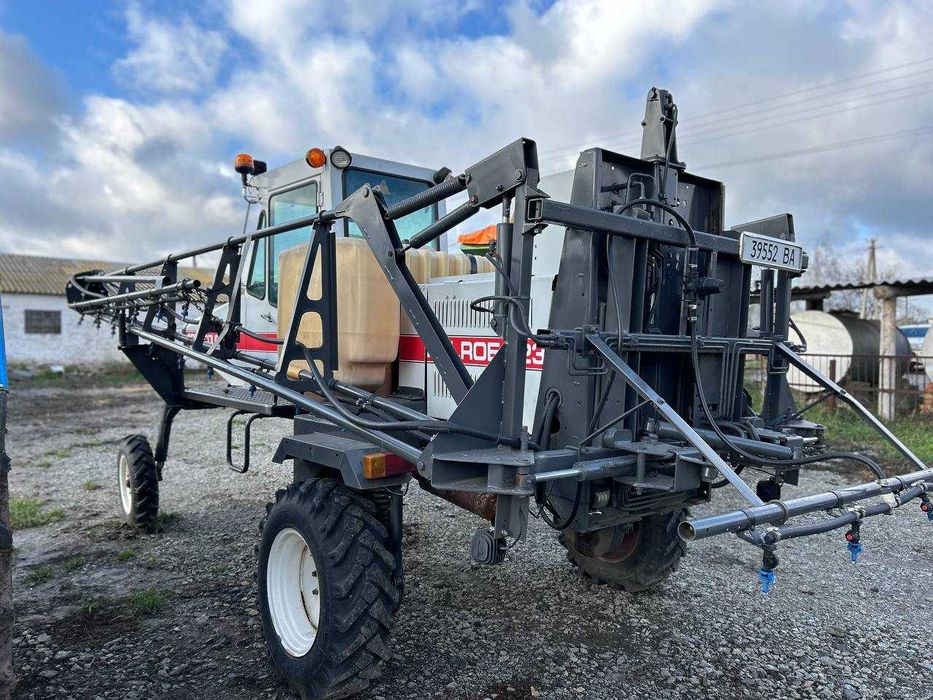Обприскувач Spra-Coupe 223 самохідний 18м