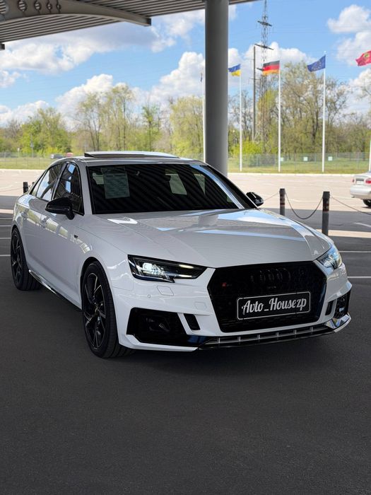 Продам Audi S4 2018