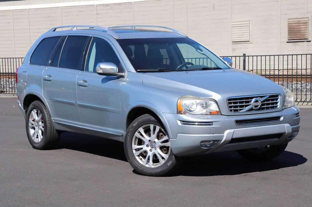 Volvo XC90      2013