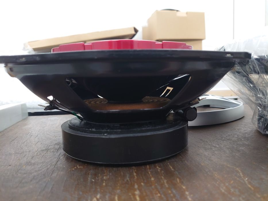 Динамики автомобильные 6х9. Новые, с хранения.огромные магниты