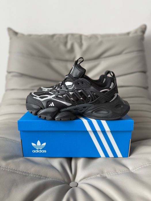36-45 Adidas Vento XLG Deluxe Black