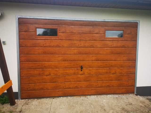 Brama garażowa uchylna dwuskrzydłowa na wymiar montaż pomiar