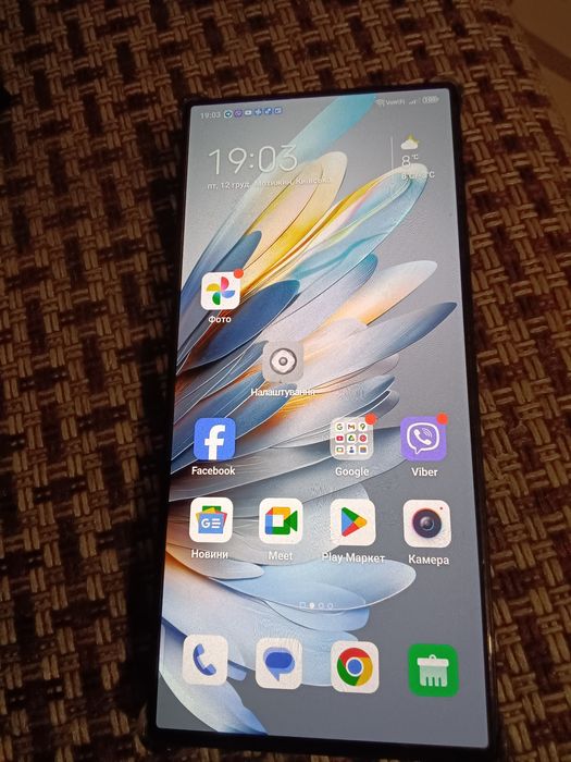 Продам или обменяю Nubia z60 Ultra