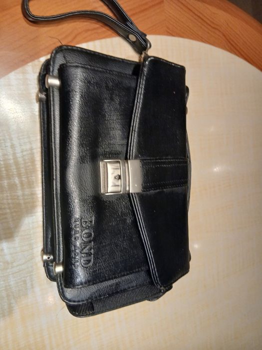 700 грн Чоловіча барсетка Hugo Bond