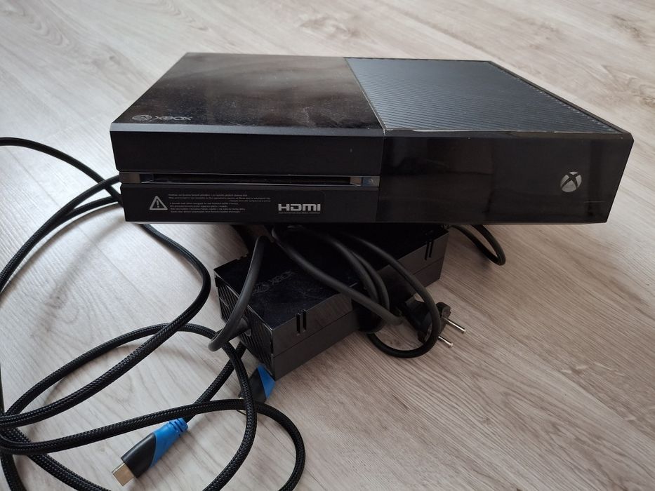 Konsola XBOX ONE