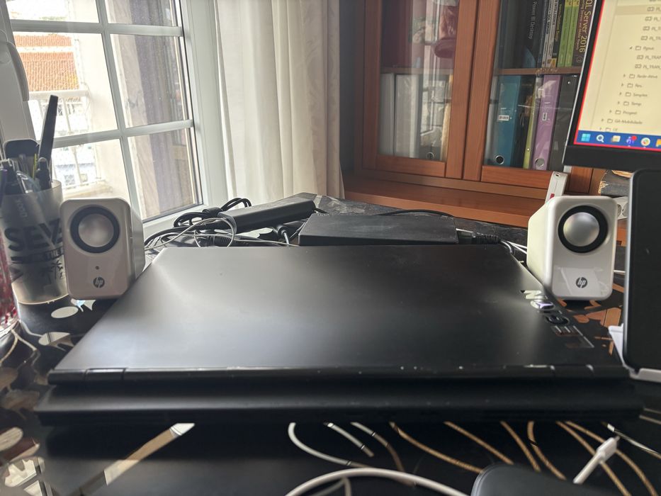 Laptop Lenovo Legion Y540-17IRH Model 81Q4