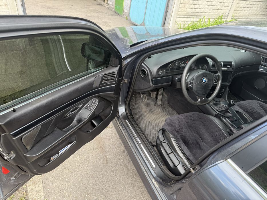 Продам BMW E39 M52B28