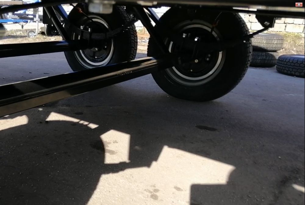 Прицеп Двухосний Гальмівний КРД 128 для легкового авто чи буса.