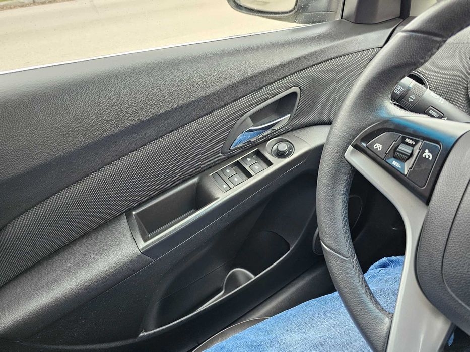 Chevrolet Cruze 2012