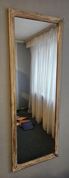 Lustro w obudowie sosnowej